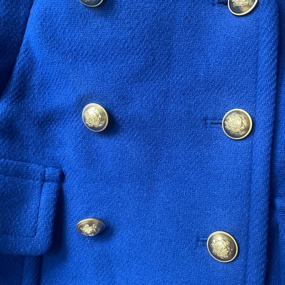 Coat - Picture 9 of 9